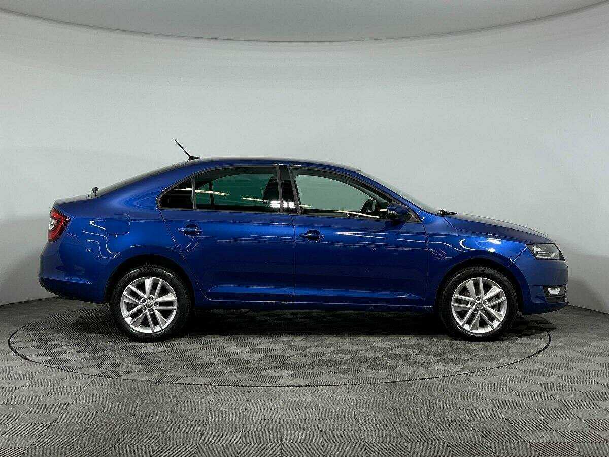Купить Skoda Rapid с пробегом. Фото: #3