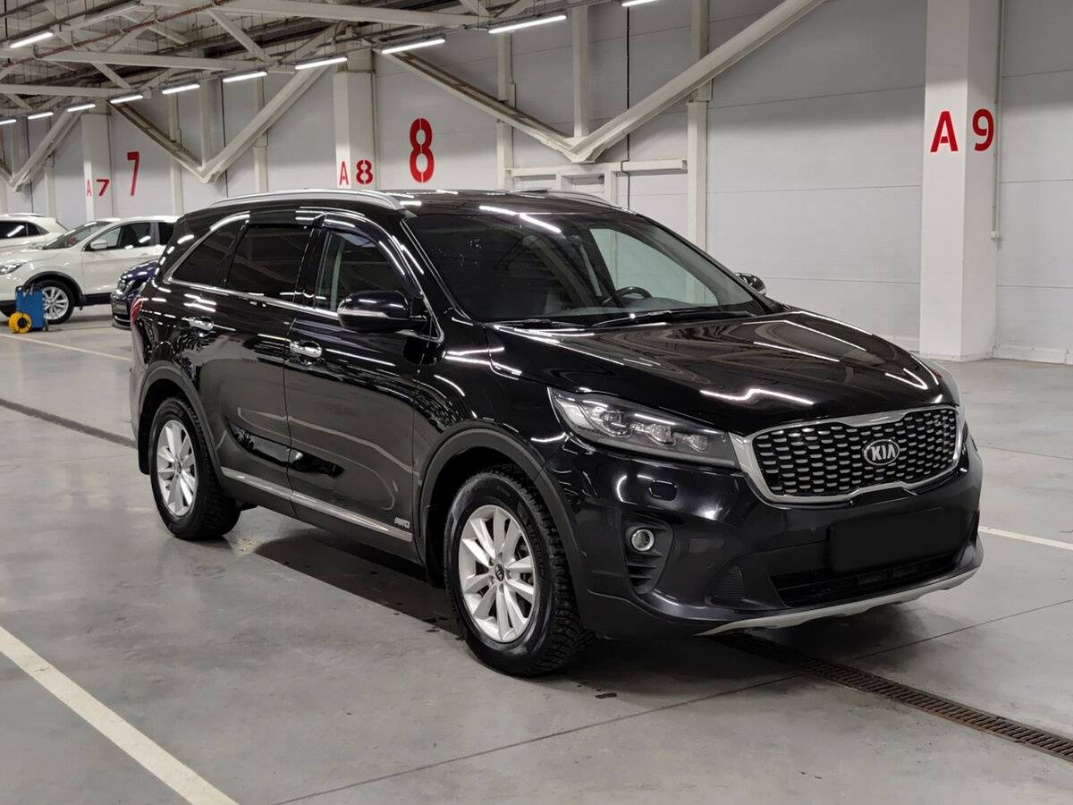 Купить Kia Sorento с пробегом. Фото: #2