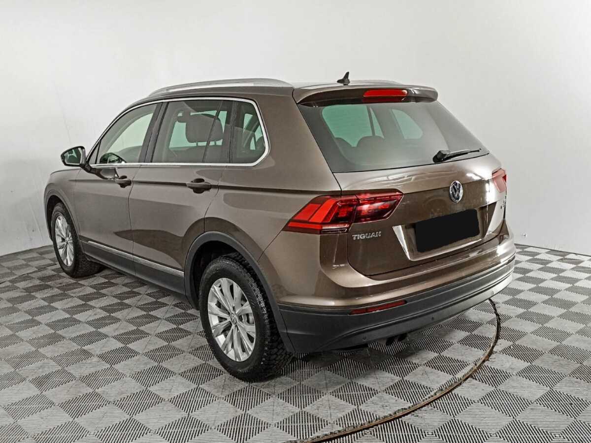 Купить Volkswagen Tiguan с пробегом. Фото: #6