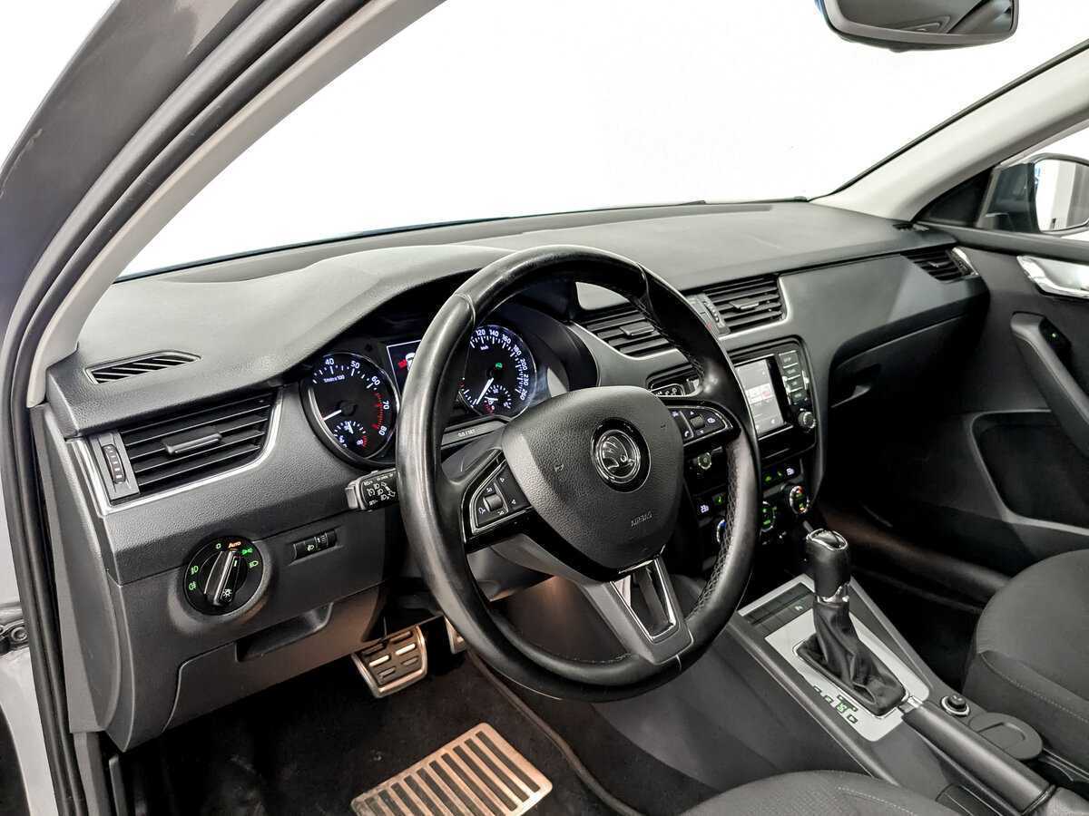 Купить Skoda Octavia с пробегом. Фото: #15