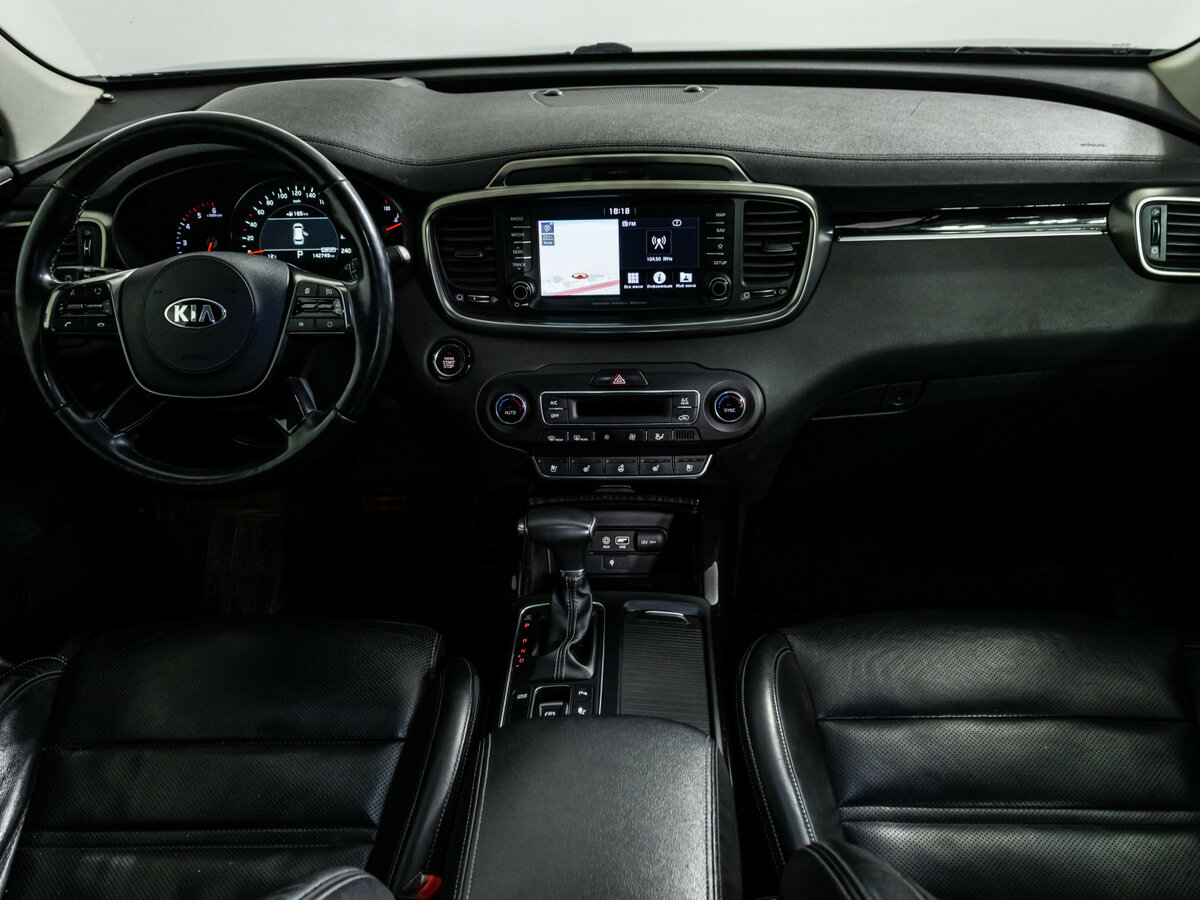 Купить Kia Sorento с пробегом. Фото: #9