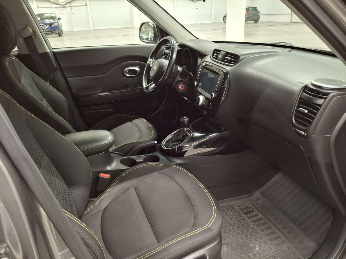 Купить Kia Soul с пробегом. Фото: #10