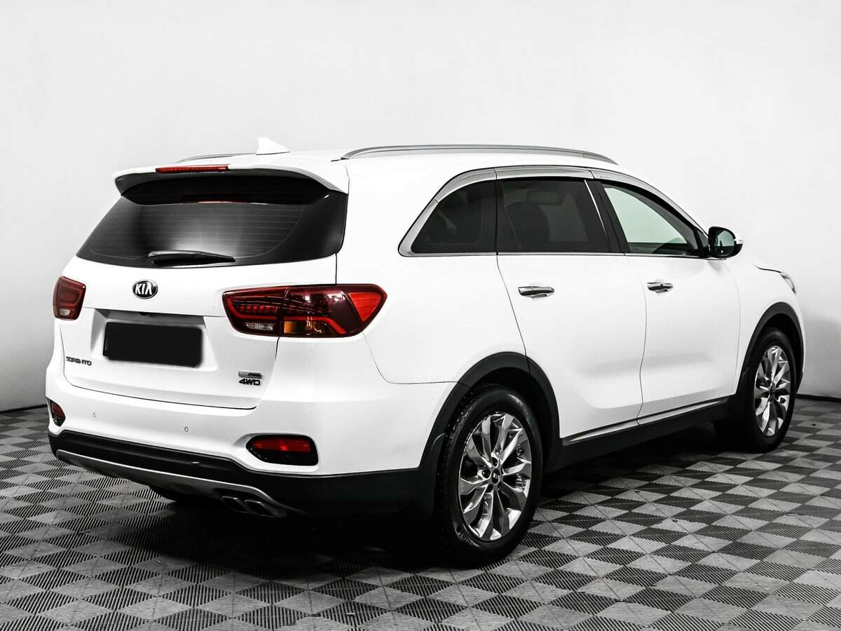 Купить Kia Sorento с пробегом. Фото: #4