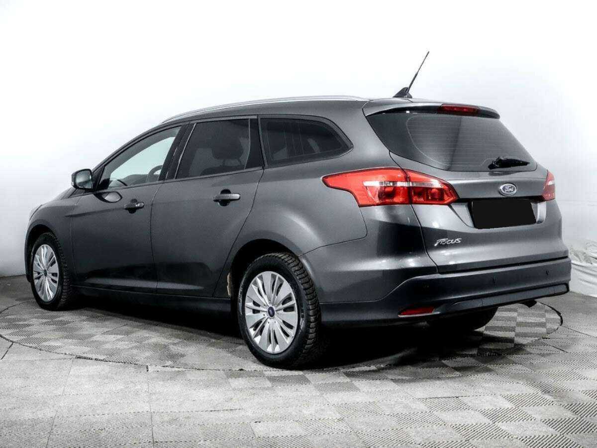 Купить Ford Focus с пробегом. Фото: #3