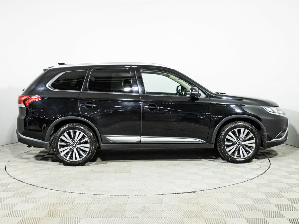 Купить Mitsubishi Outlander с пробегом. Фото: #3