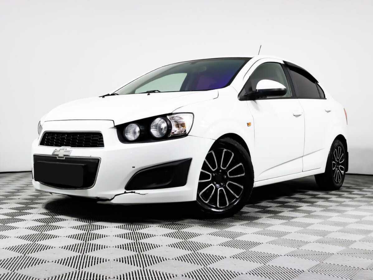 Купить Chevrolet Aveo с пробегом. Фото: #0
