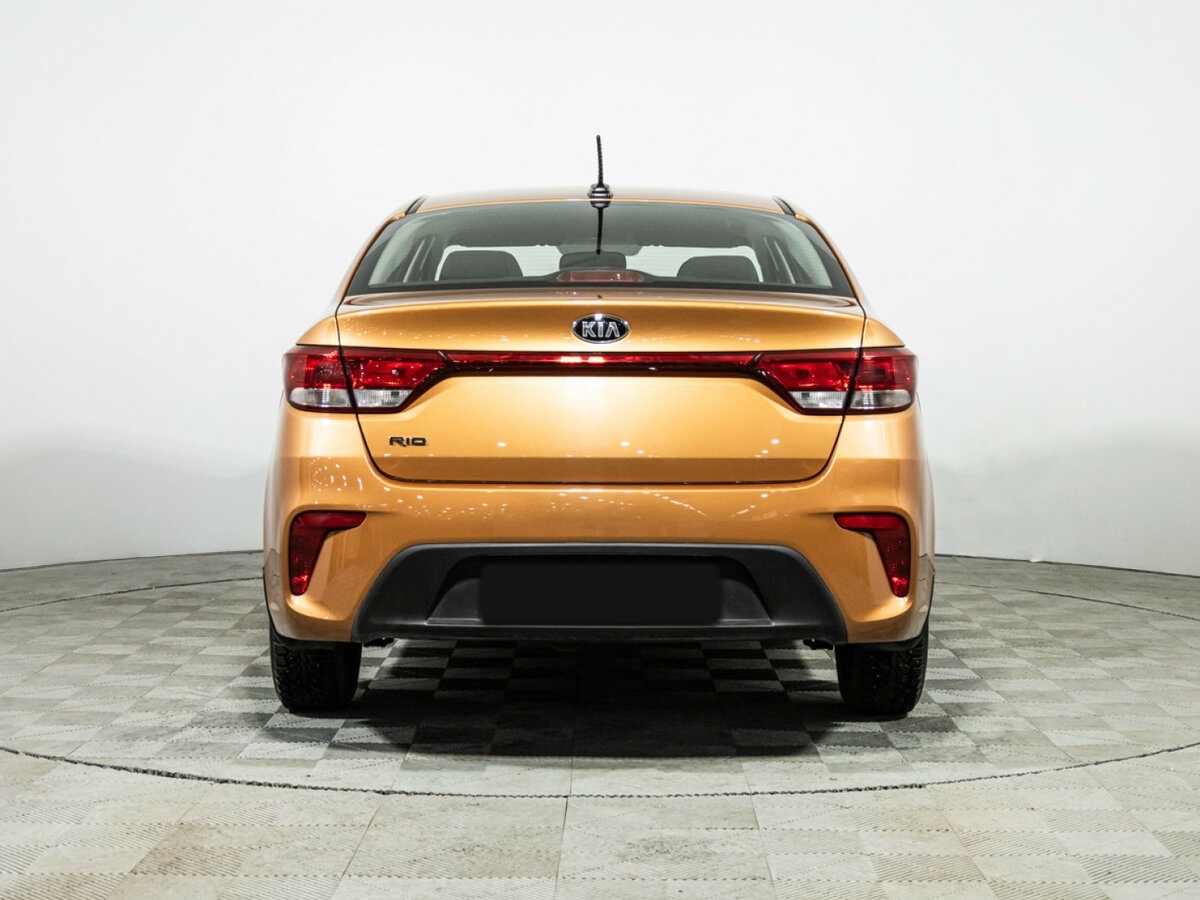 Купить Kia Rio с пробегом. Фото: #5