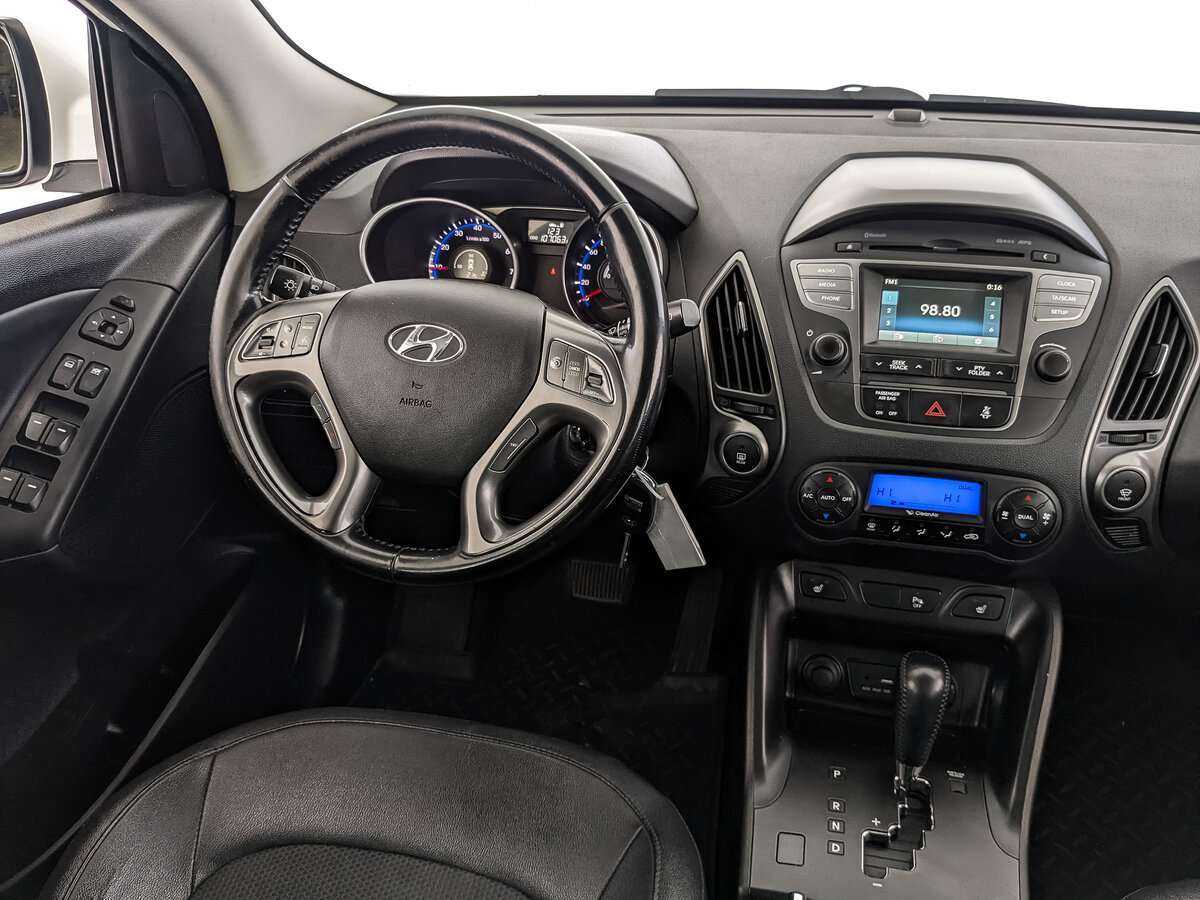 Купить Hyundai ix35 с пробегом. Фото: #20