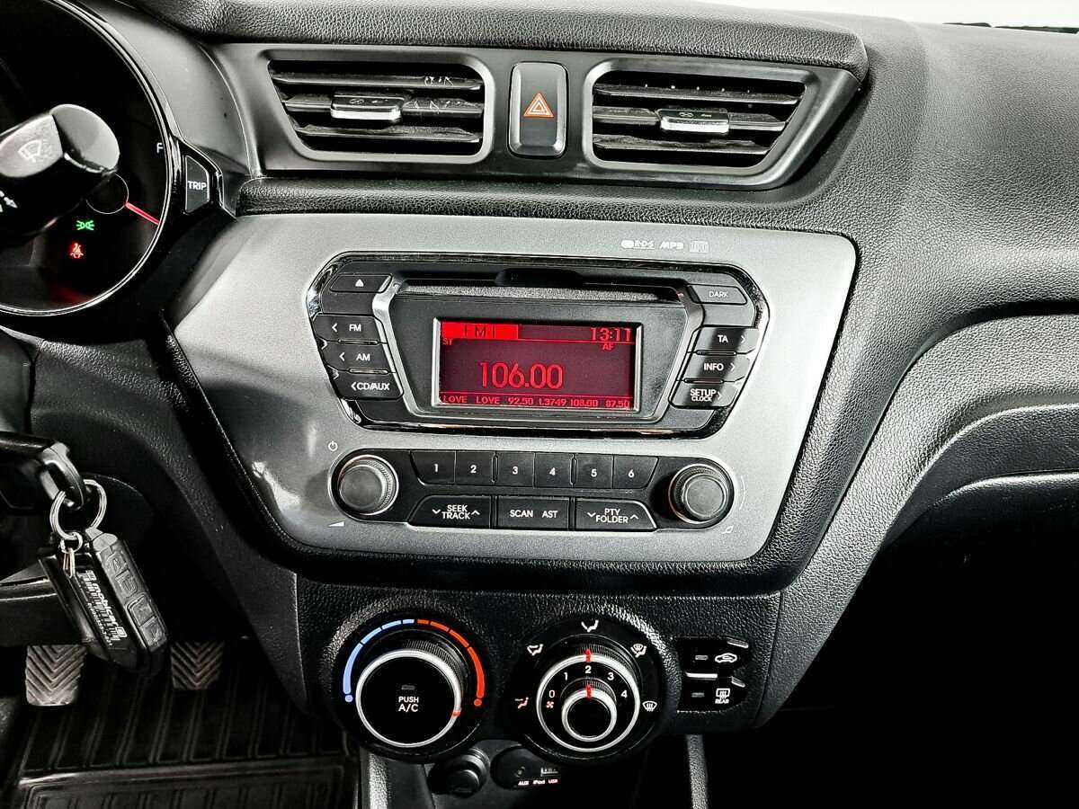 Купить Kia Rio с пробегом. Фото: #11