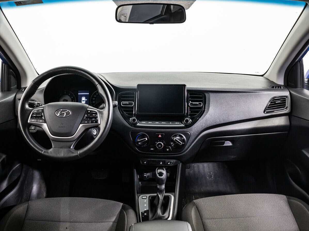 Купить Hyundai Solaris с пробегом. Фото: #12