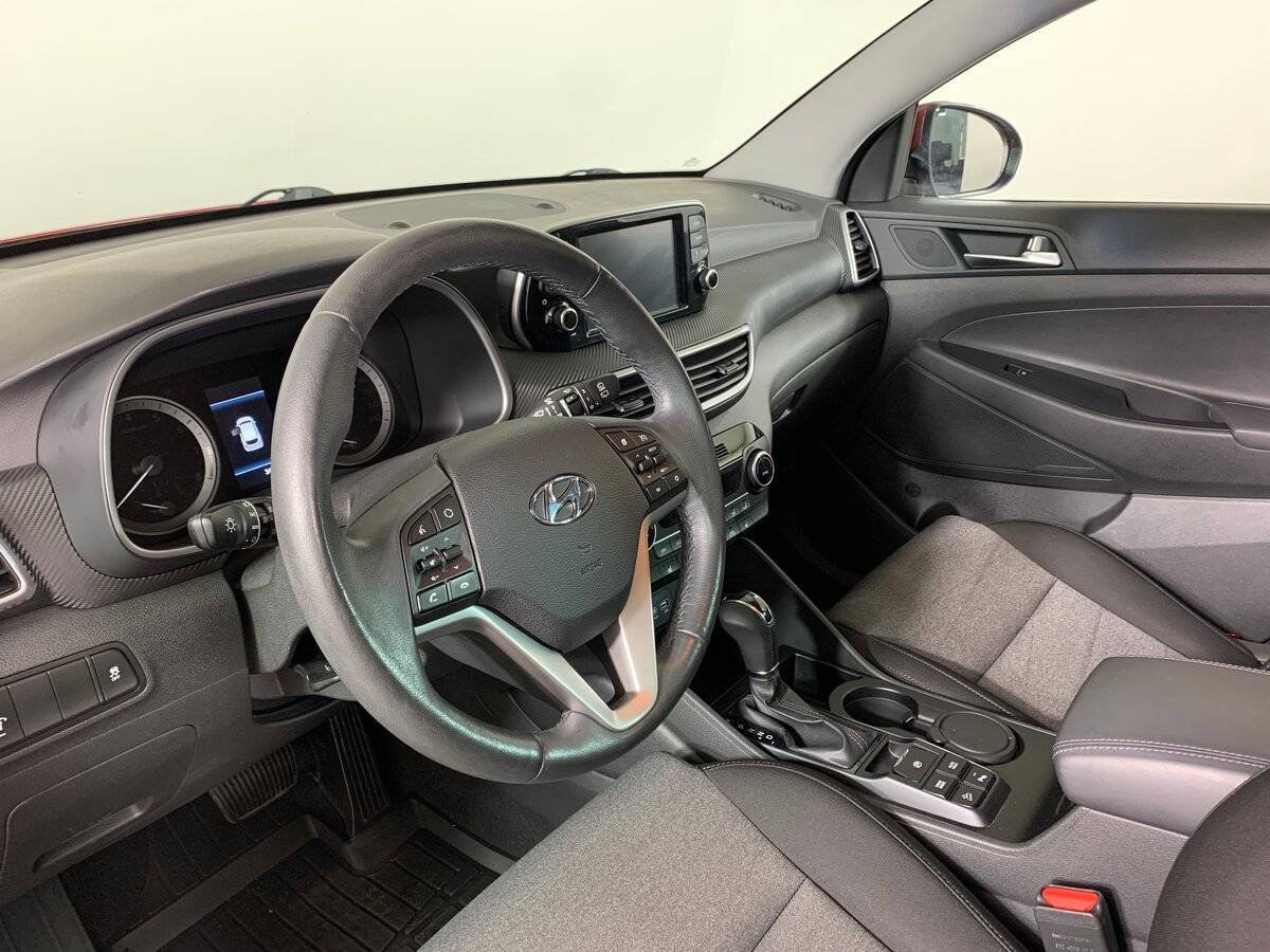 Купить Hyundai Tucson с пробегом. Фото: #10