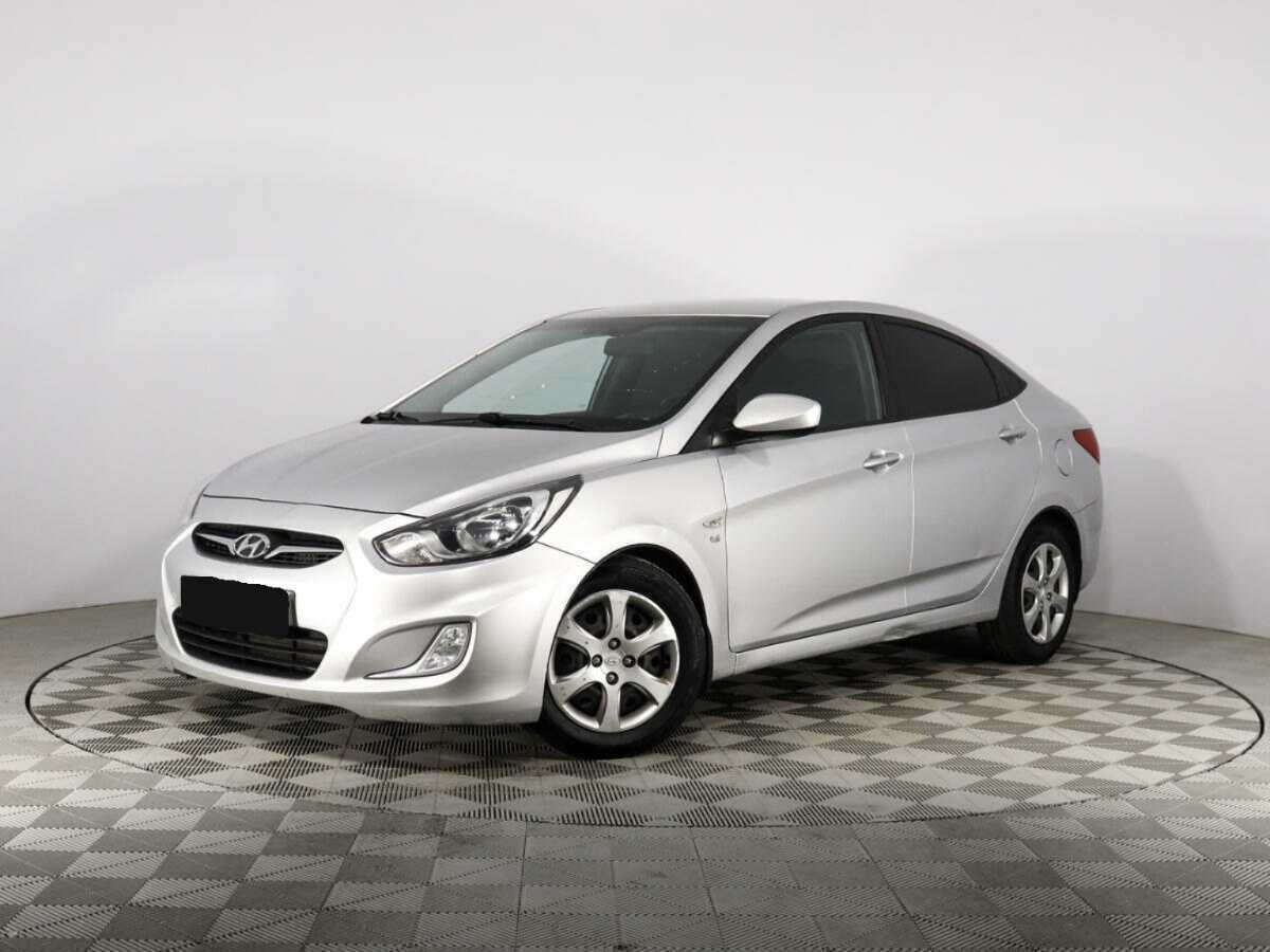 Купить Hyundai Solaris с пробегом. Посмотреть фото