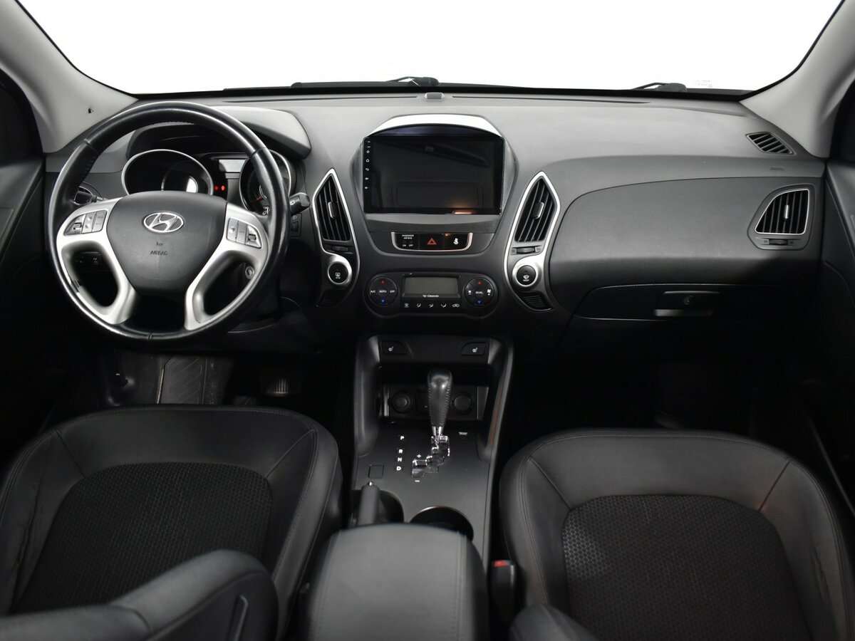 Купить Hyundai ix35 с пробегом. Фото: #10