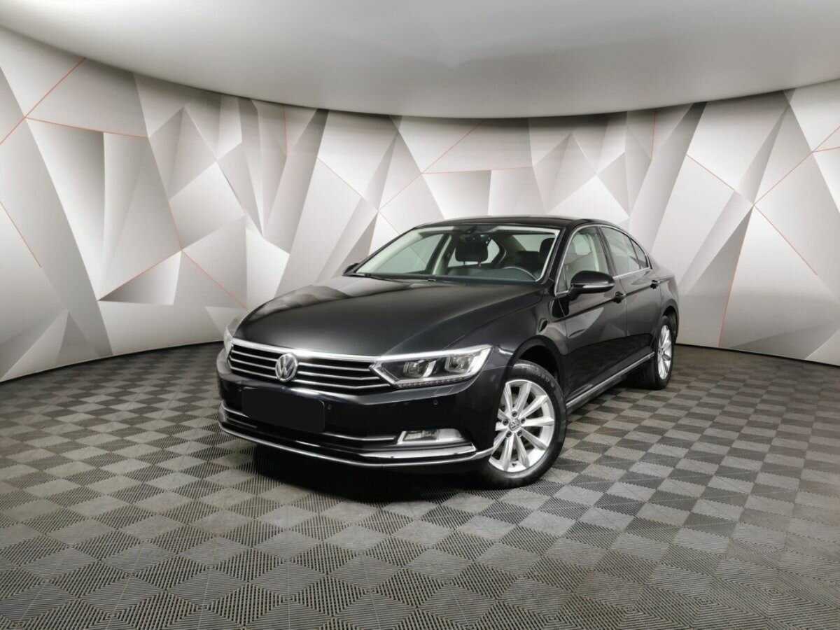 Купить Volkswagen Passat с пробегом. Посмотреть фото