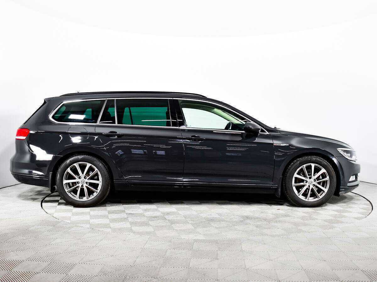 Купить Volkswagen Passat с пробегом. Фото: #3