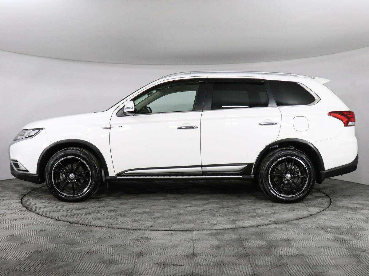 Купить Mitsubishi Outlander с пробегом. Фото: #6