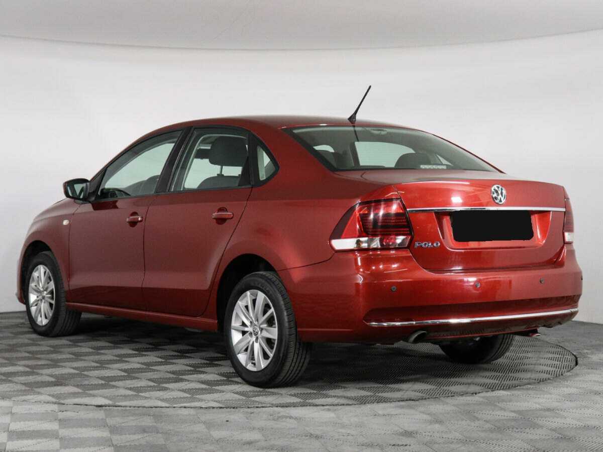 Купить Volkswagen Polo с пробегом. Фото: #3