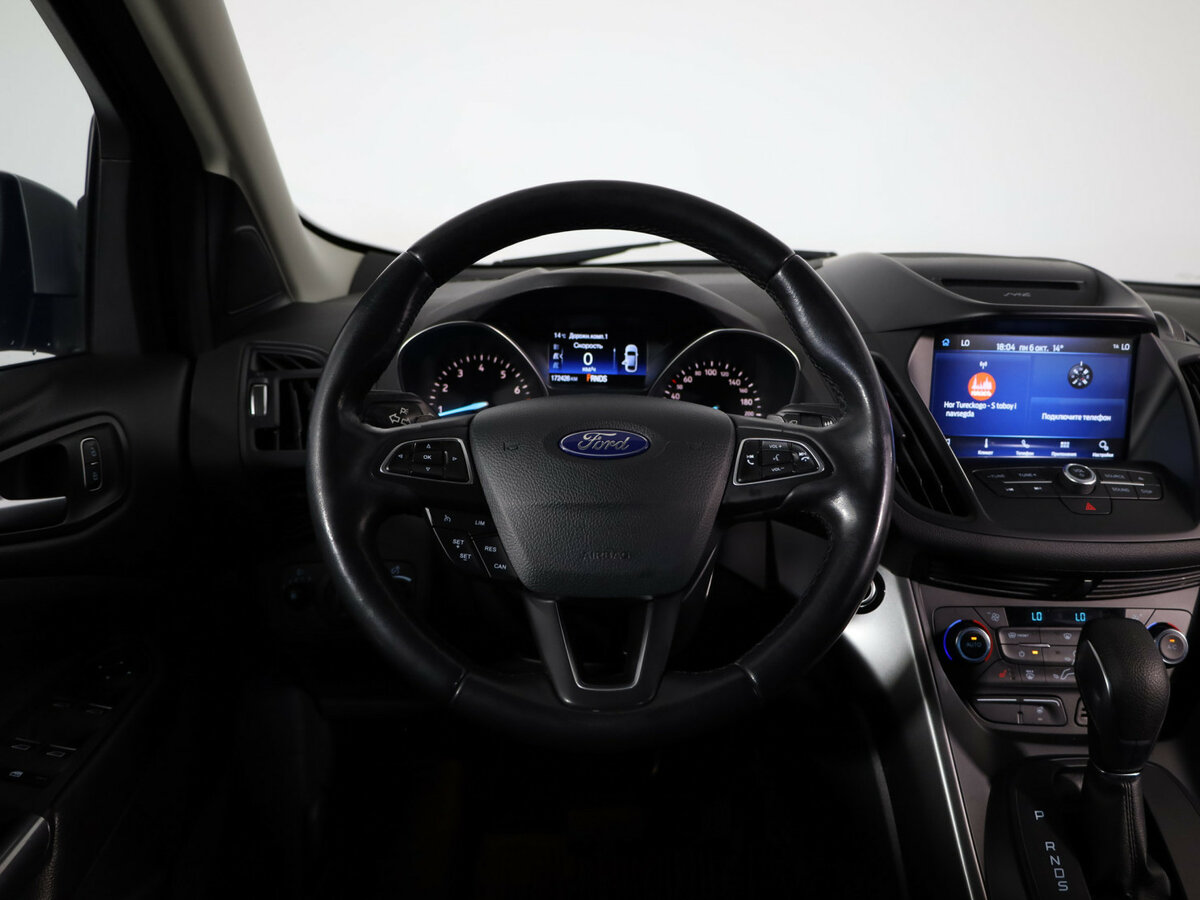 Купить Ford Kuga с пробегом. Фото: #9