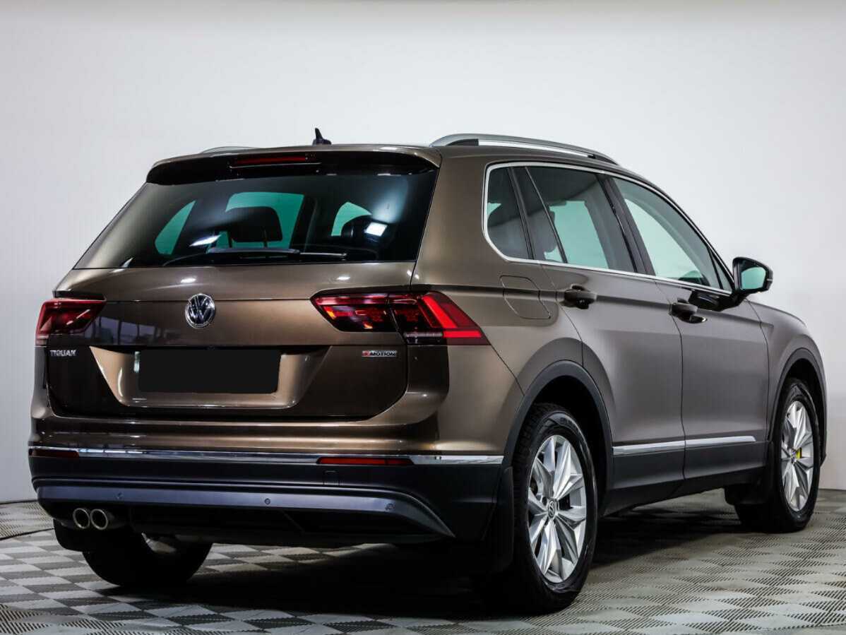 Купить Volkswagen Tiguan с пробегом. Фото: #3