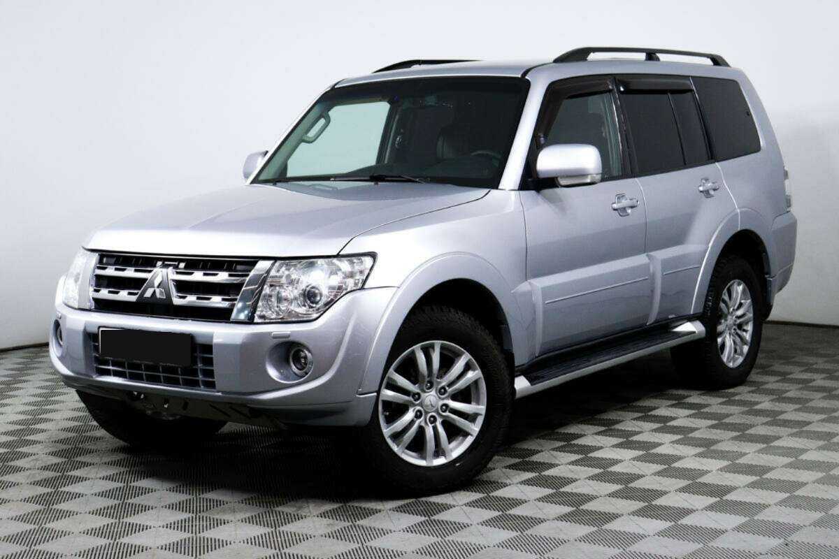 Купить Mitsubishi Pajero с пробегом. Фото: #0
