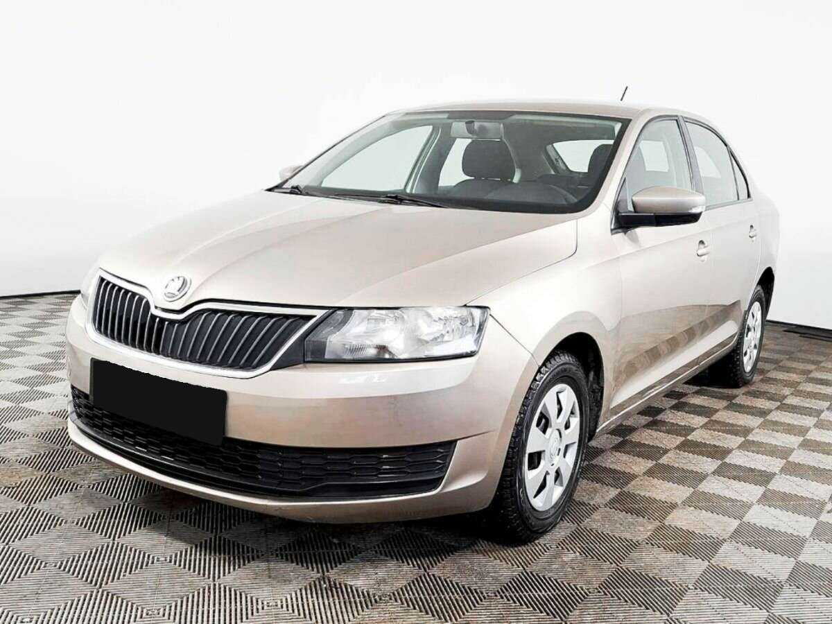 Купить Skoda Rapid с пробегом. Посмотреть фото