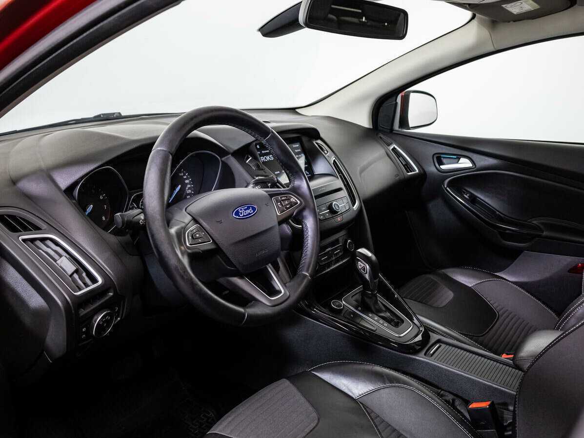 Купить Ford Focus с пробегом. Фото: #8