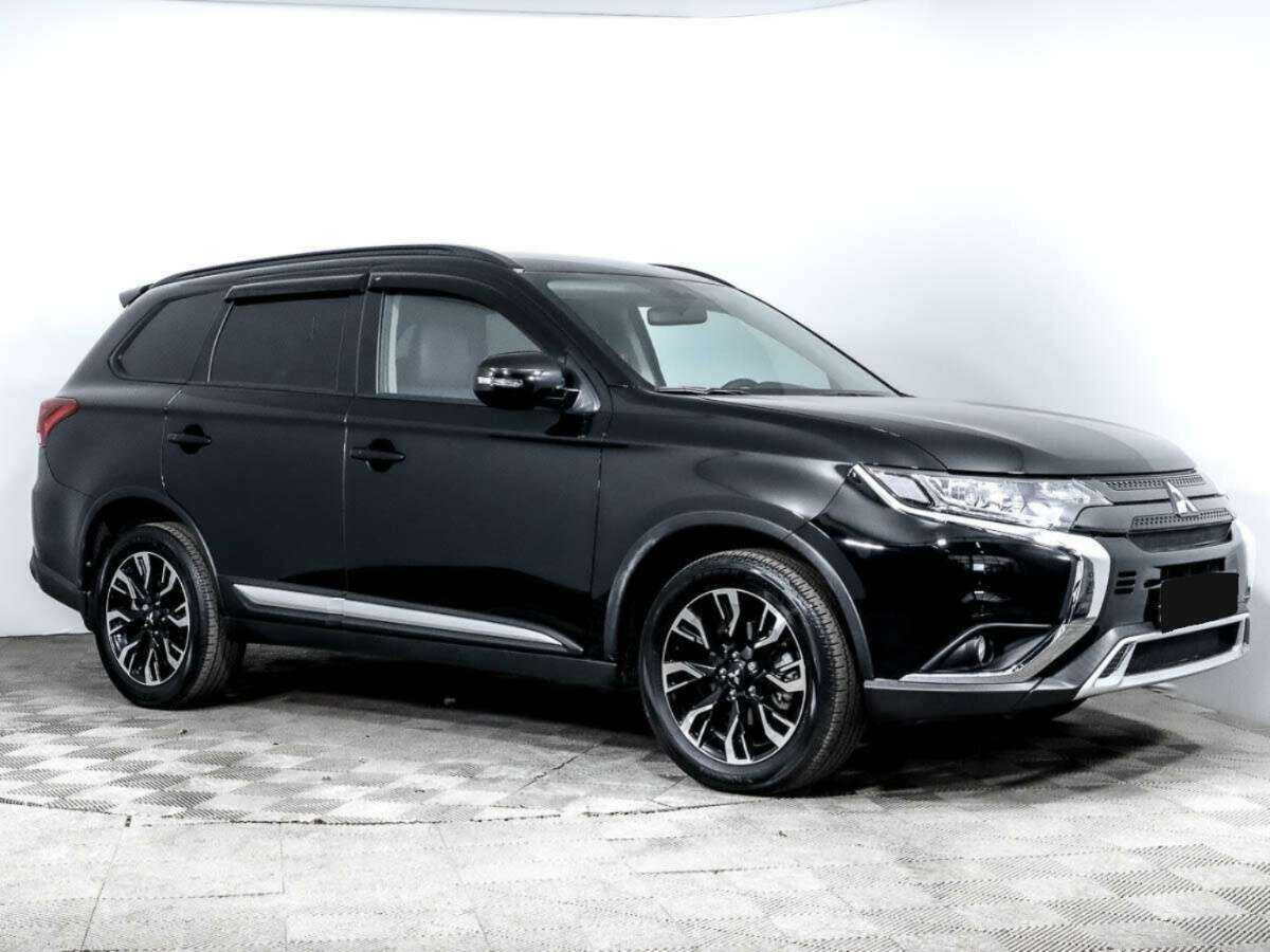 Купить Mitsubishi Outlander с пробегом. Фото: #2