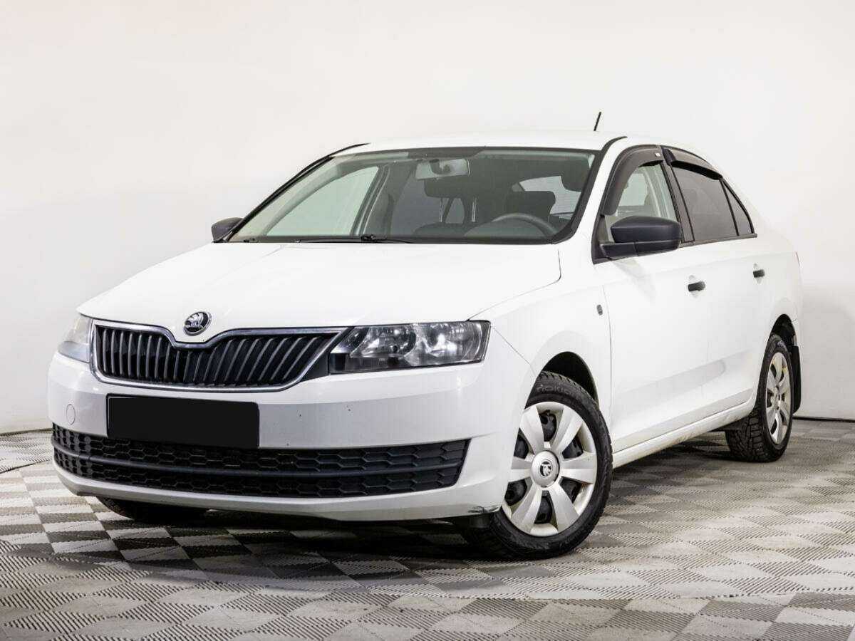 Купить Skoda Rapid с пробегом. Посмотреть фото
