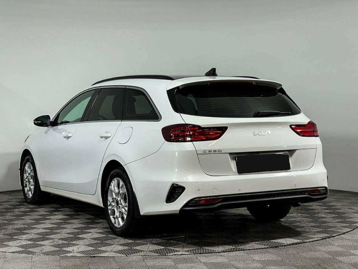 Купить Kia Ceed с пробегом. Фото: #5