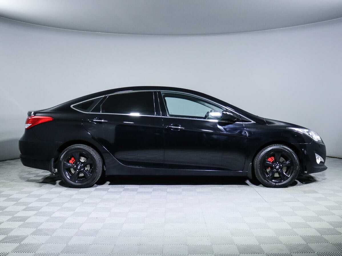 Купить Hyundai i40 с пробегом. Фото: #3