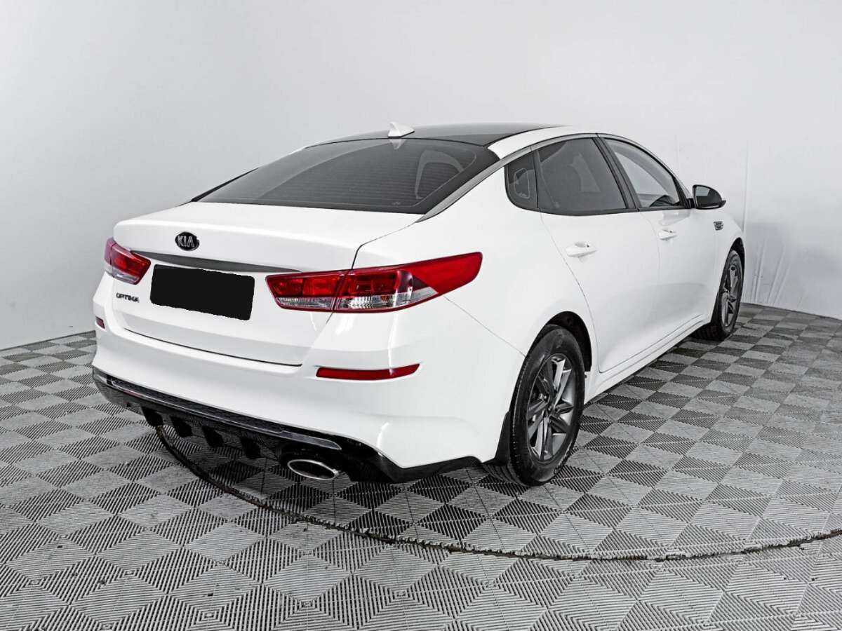 Купить Kia Optima с пробегом. Фото: #4