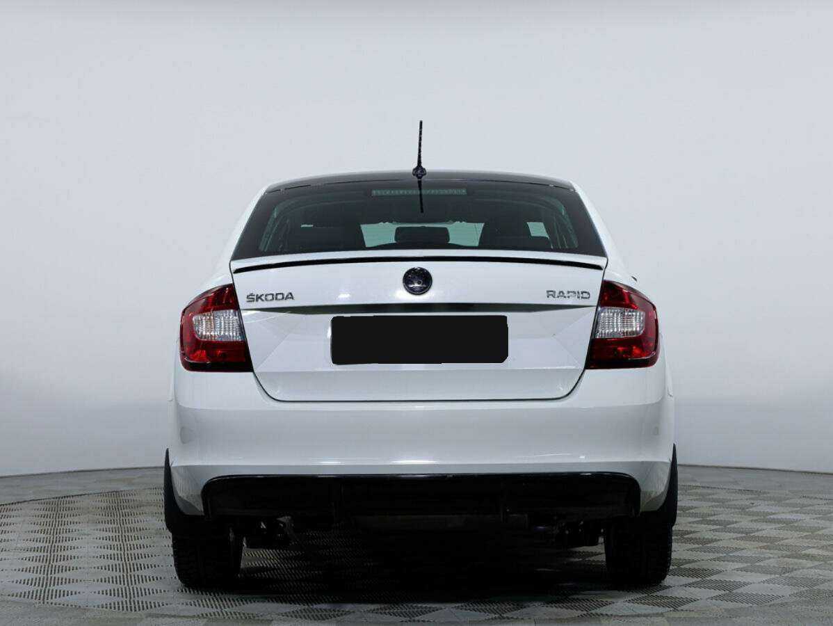 Купить Skoda Rapid с пробегом. Фото: #5