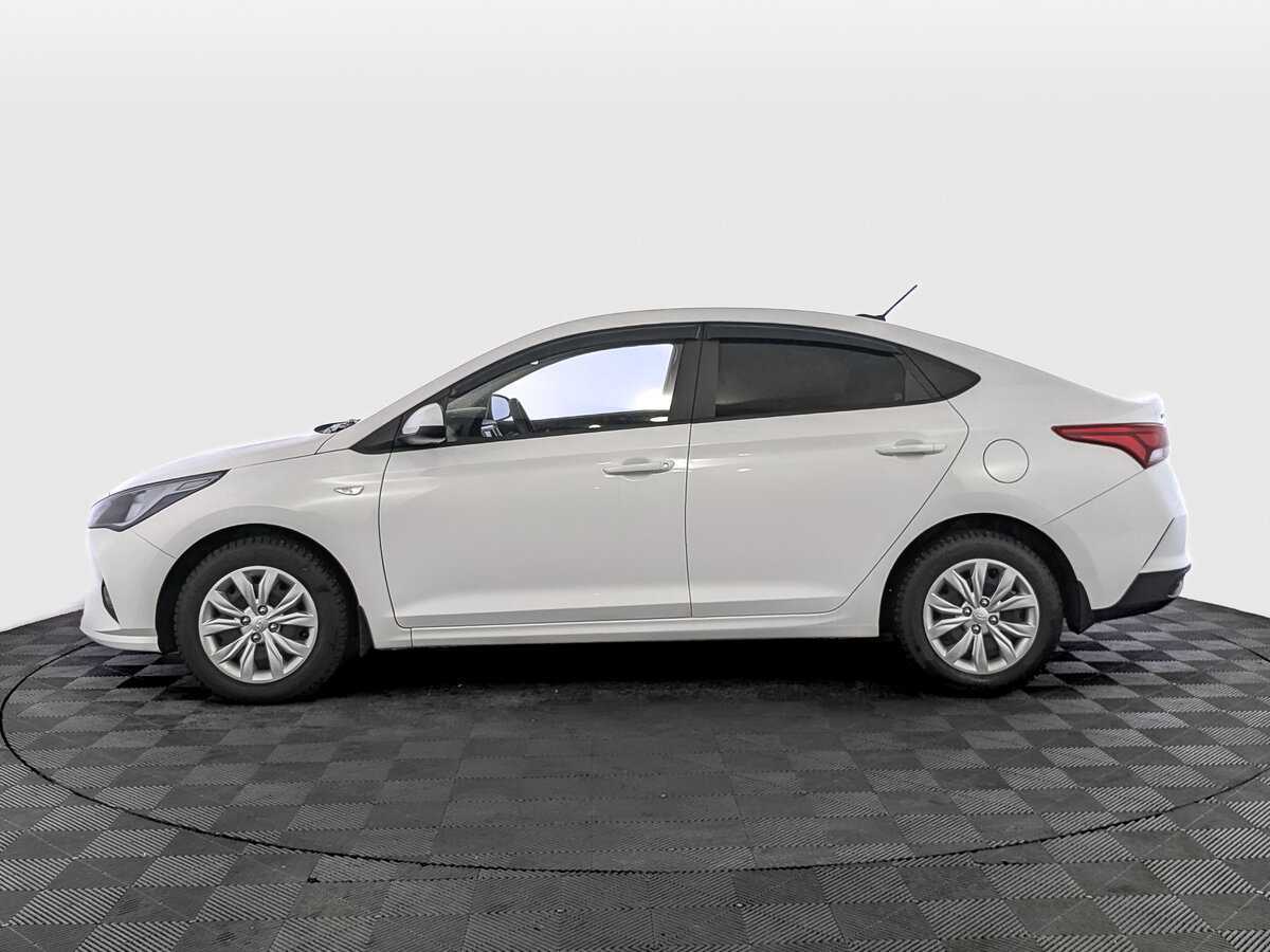 Купить Hyundai Solaris с пробегом. Фото: #7