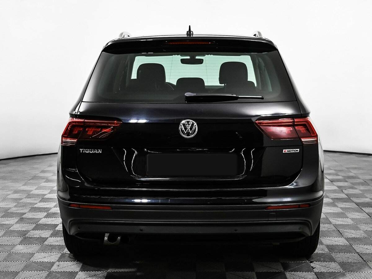 Купить Volkswagen Tiguan с пробегом. Фото: #5