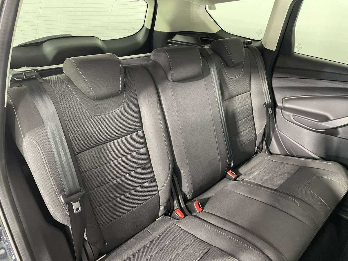 Купить Ford Kuga с пробегом. Фото: #14
