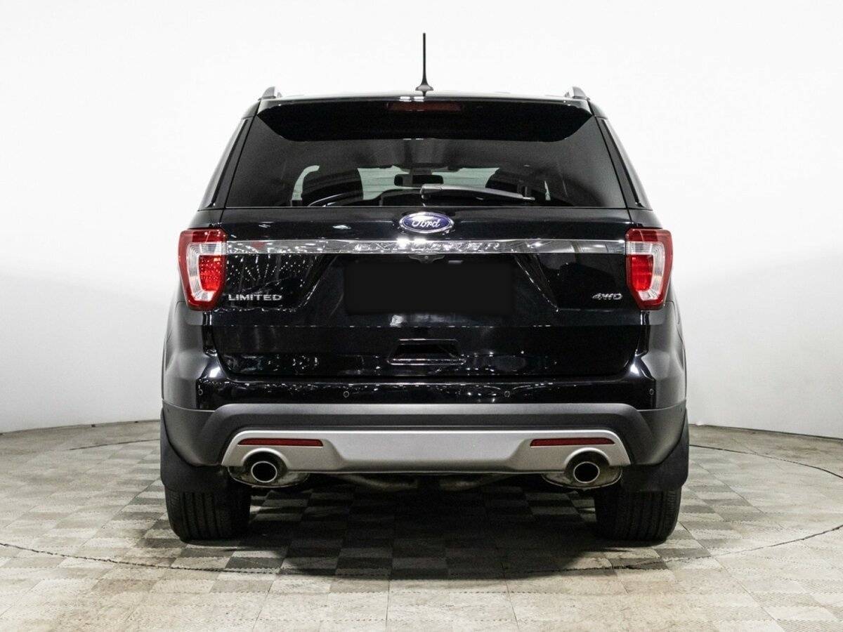 Купить Ford Explorer с пробегом. Фото: #4