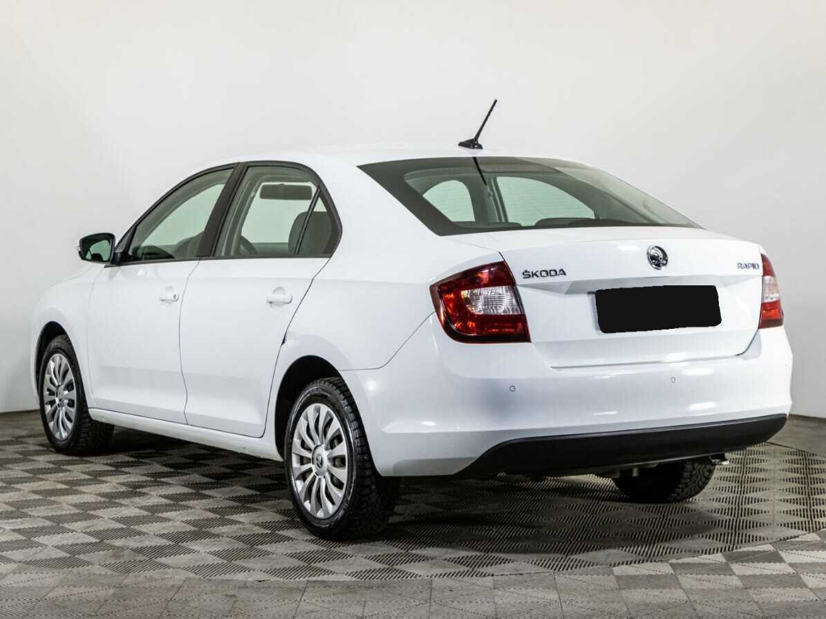 Купить Skoda Rapid с пробегом. Фото: #5
