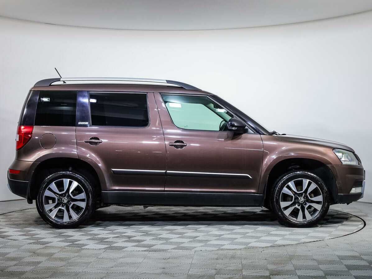 Купить Skoda Yeti с пробегом. Фото: #2