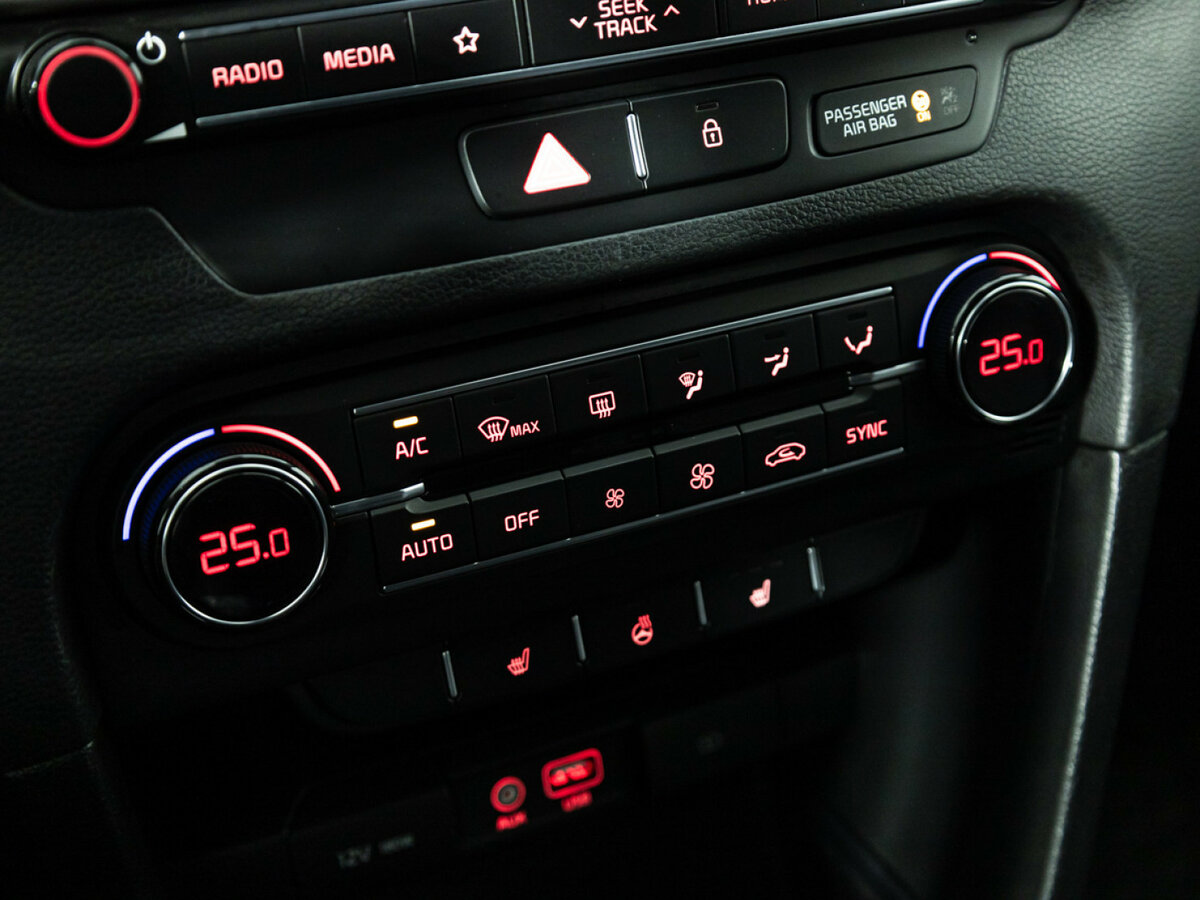 Купить Kia Ceed с пробегом. Фото: #14