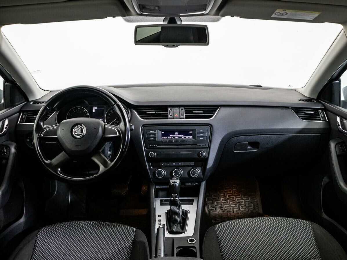 Купить Skoda Octavia с пробегом. Фото: #12