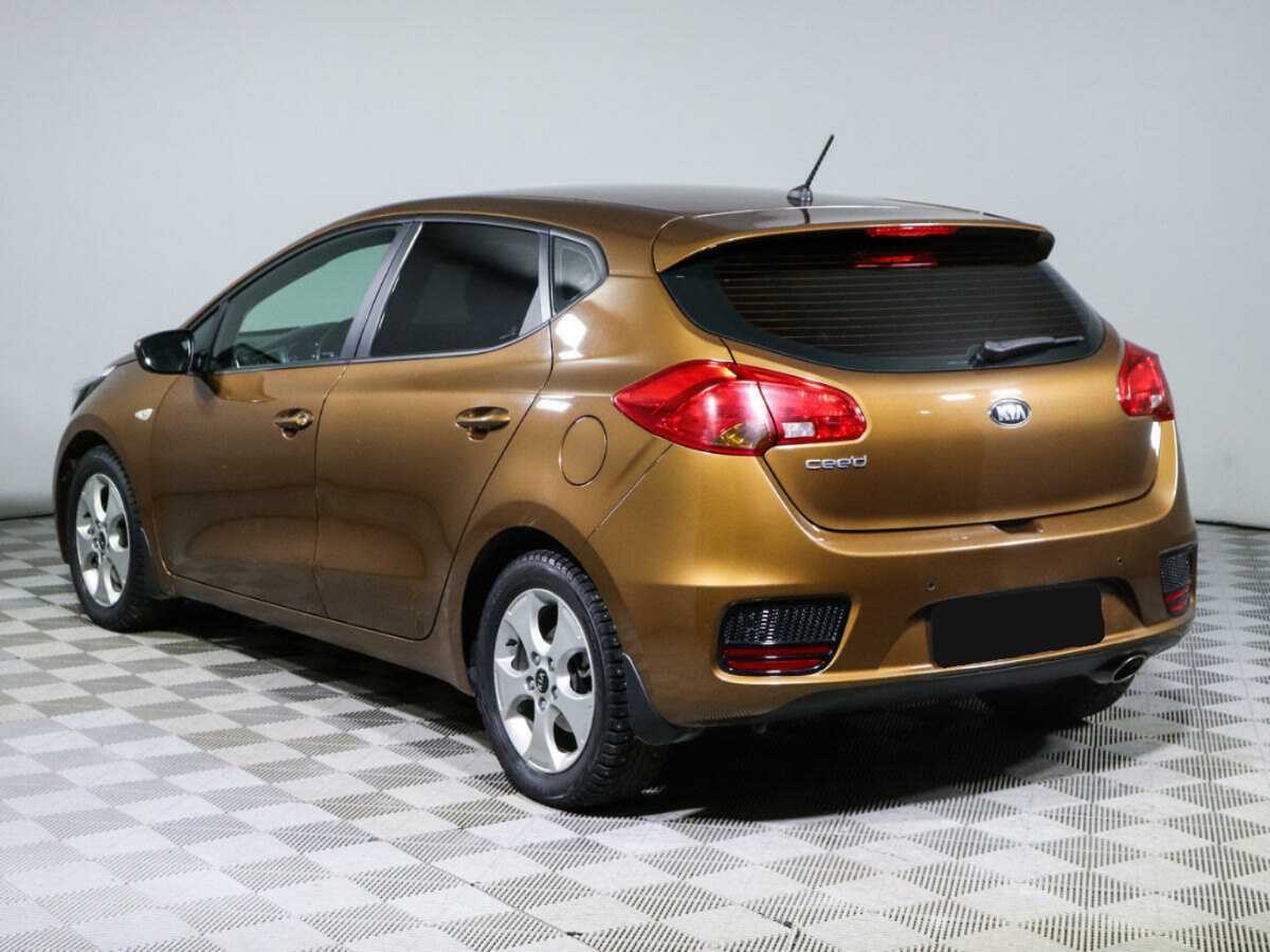 Купить Kia Ceed с пробегом. Фото: #6
