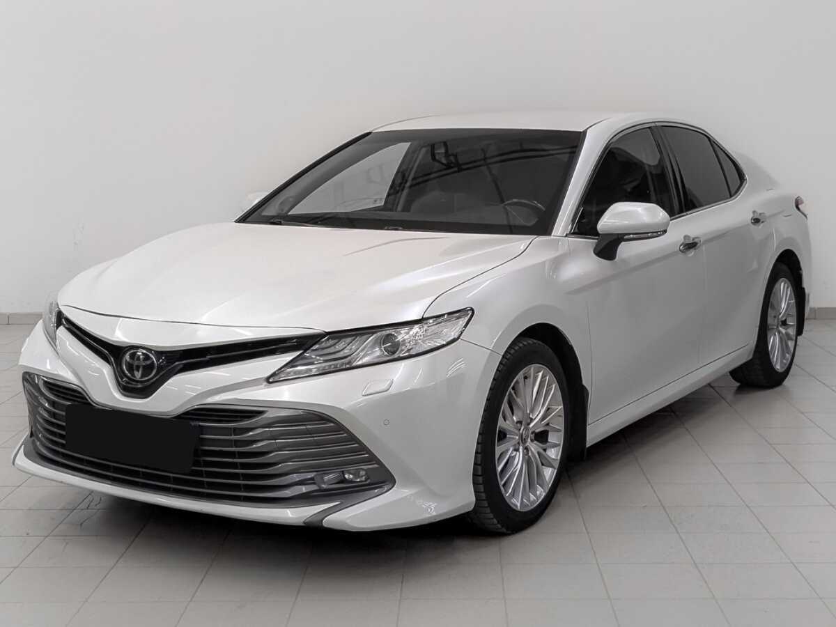 Купить Toyota Camry с пробегом. Фото: #0