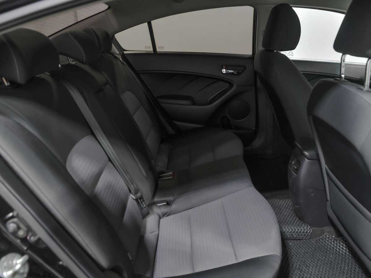 Купить Kia Cerato с пробегом. Фото: #10