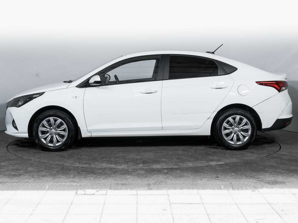 Купить Hyundai Solaris с пробегом. Фото: #7