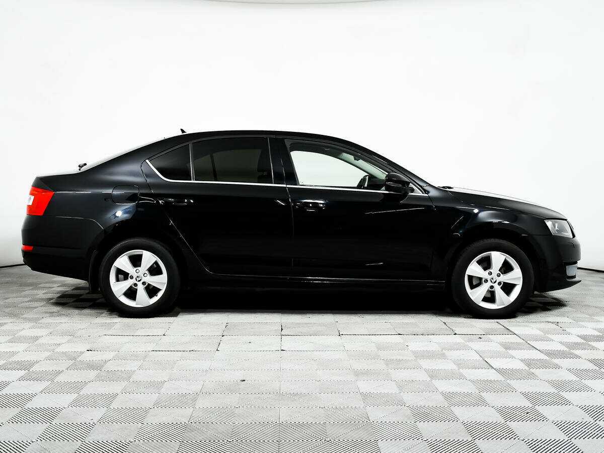 Купить Skoda Octavia с пробегом. Фото: #3