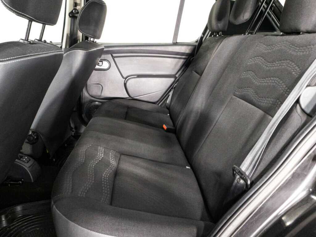 Купить Renault Sandero с пробегом. Фото: #9