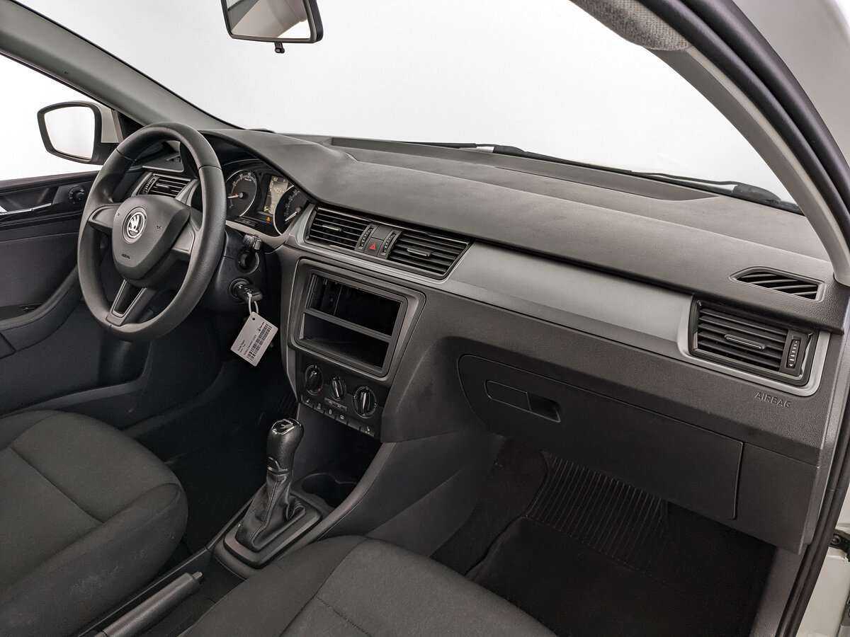 Купить Skoda Rapid с пробегом. Фото: #8