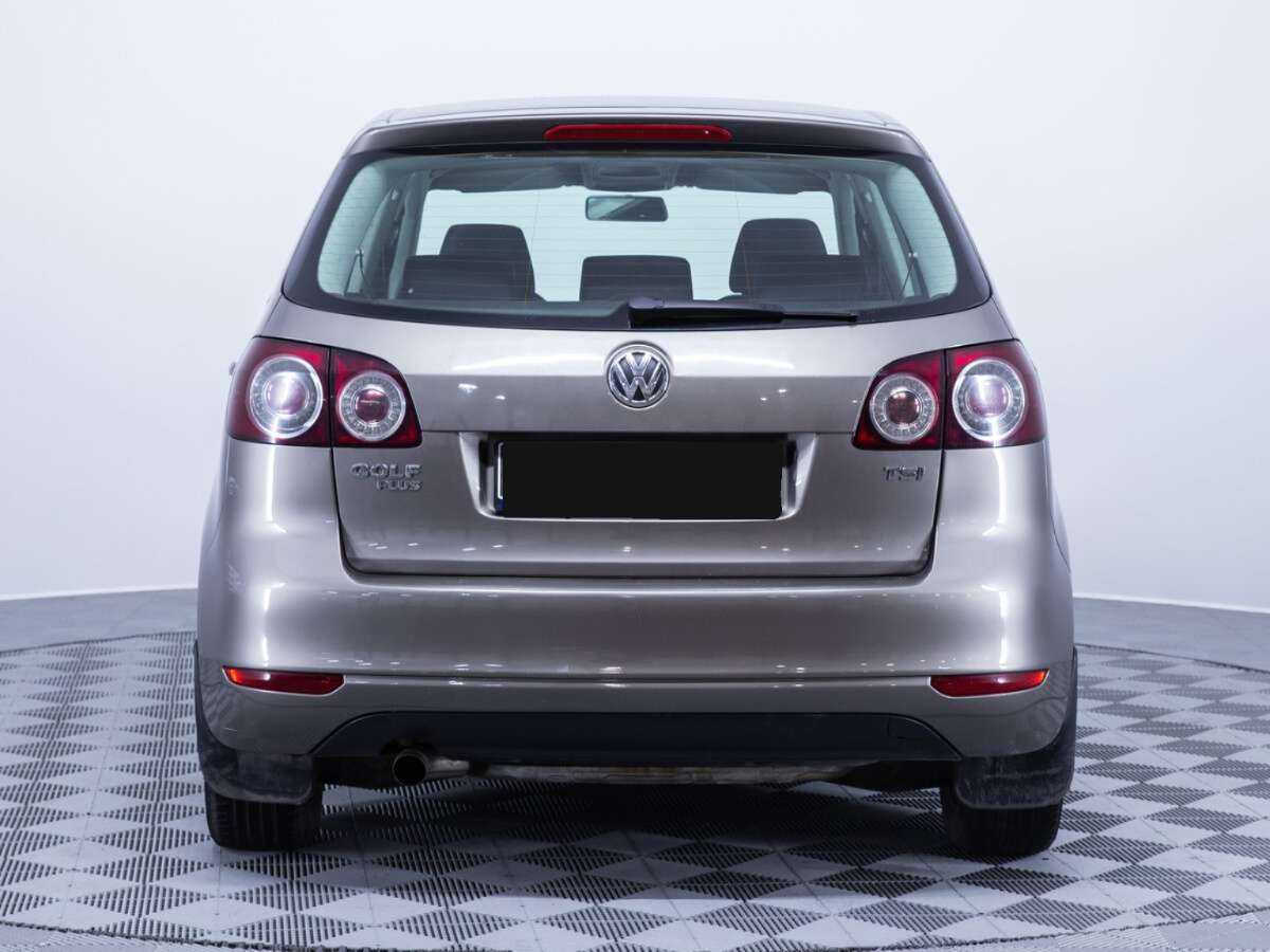 Купить Volkswagen Golf Plus с пробегом. Фото: #5
