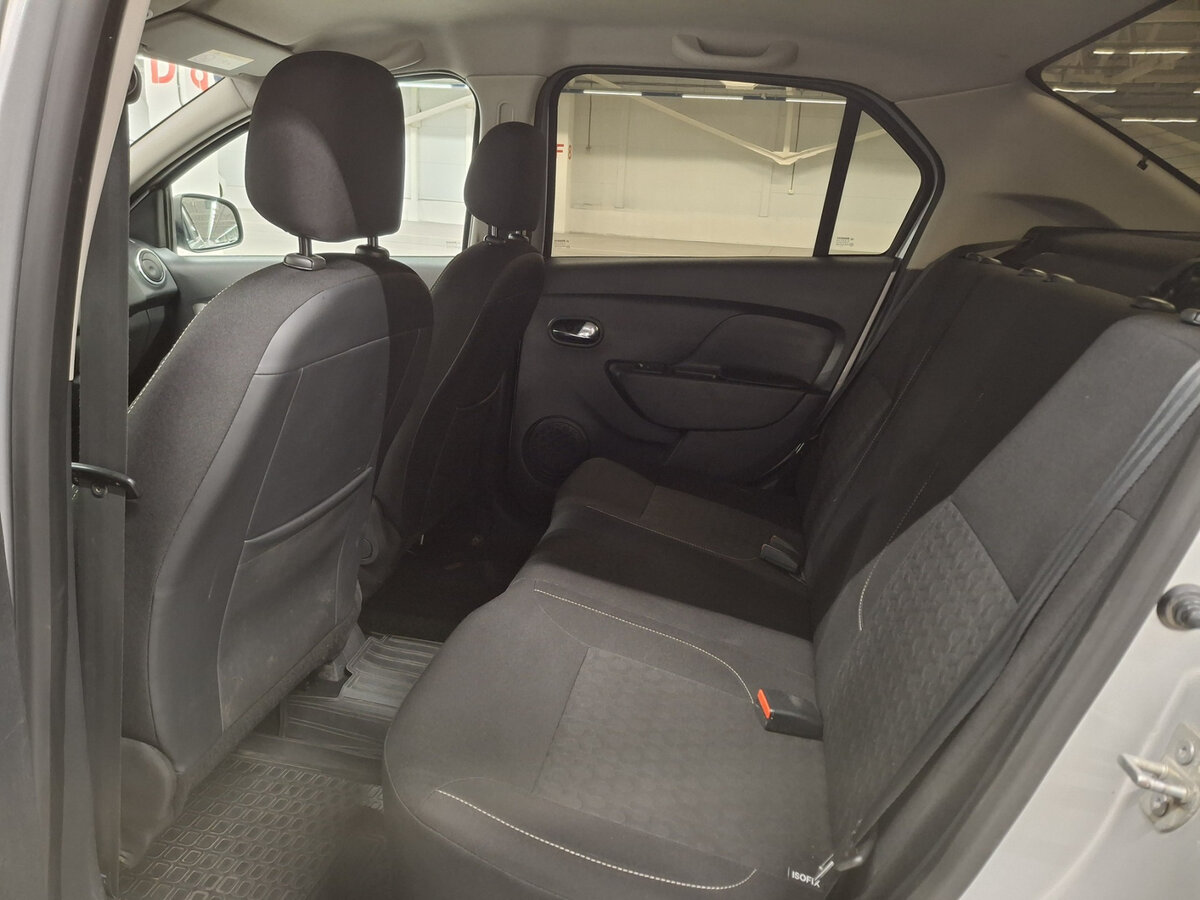 Купить Renault Logan с пробегом. Фото: #11