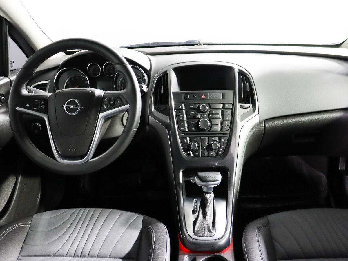 Купить Opel Astra с пробегом. Фото: #9